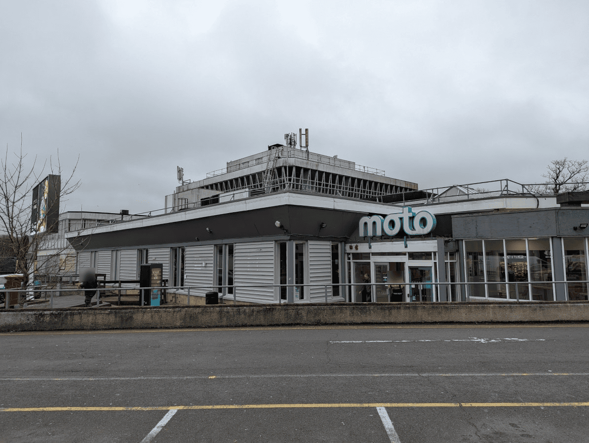 A picture showing the front of the M6 - Hilton Park Services - Northbound - Moto