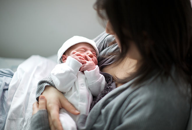 Photo of mother and child at Elizabeth Garrett Anderson Wing