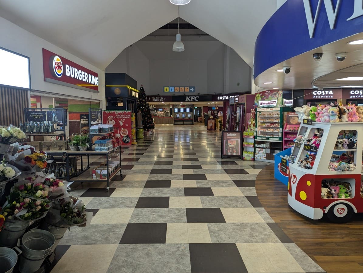 A picture showing the interior of the M4 - Chieveley Services - Moto