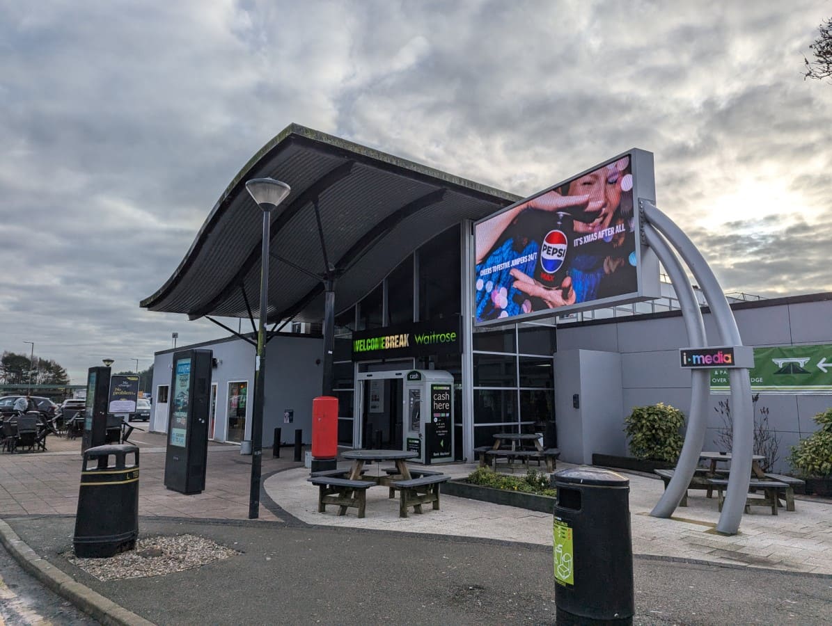 M6 - Keele Services - Southbound - Welcome Break