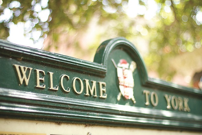 "Welcome to York sign"