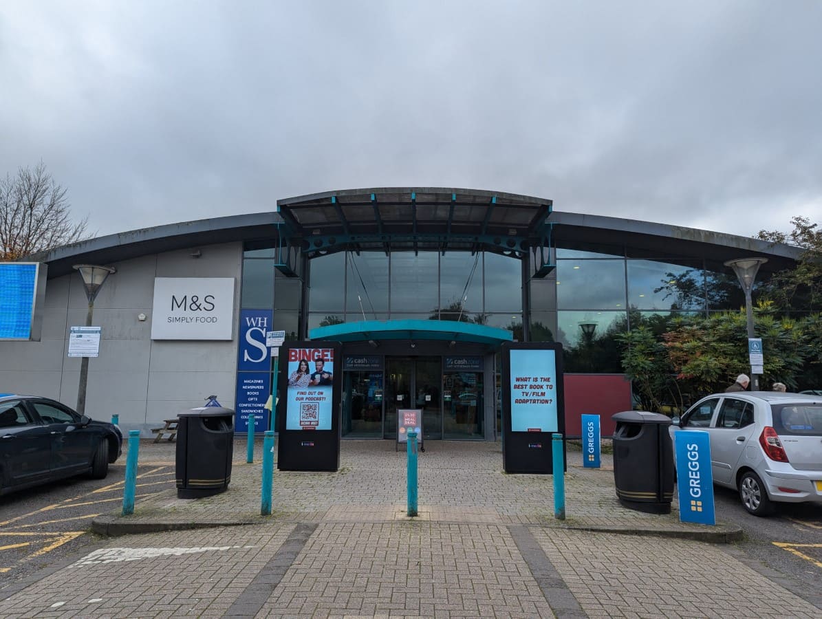M3 - Winchester Services - Southbound - Moto