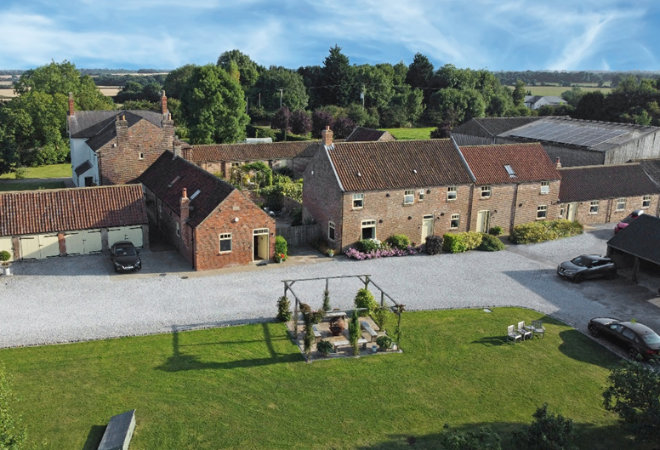 Broadgate Farm Cottages