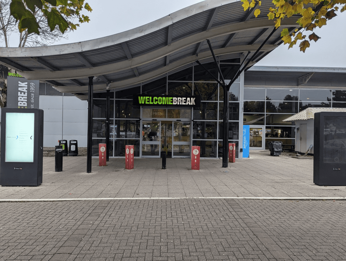 M42 - Hopwood Park Services - Welcome Break