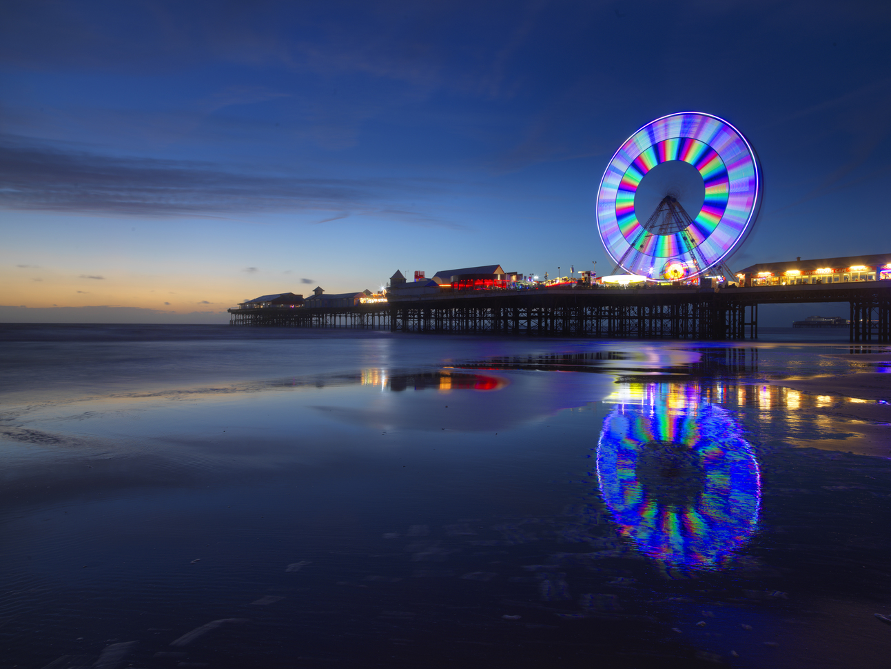 "Blackpool Central Pier"