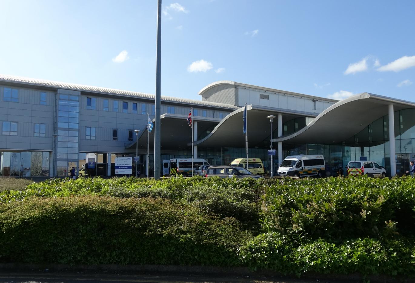 "Darent Valley Hospital"