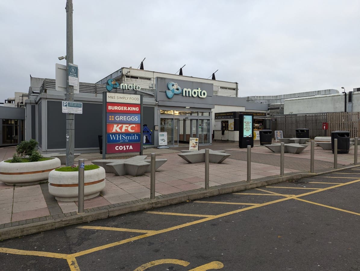 M1 - Toddington Services - Northbound - Moto