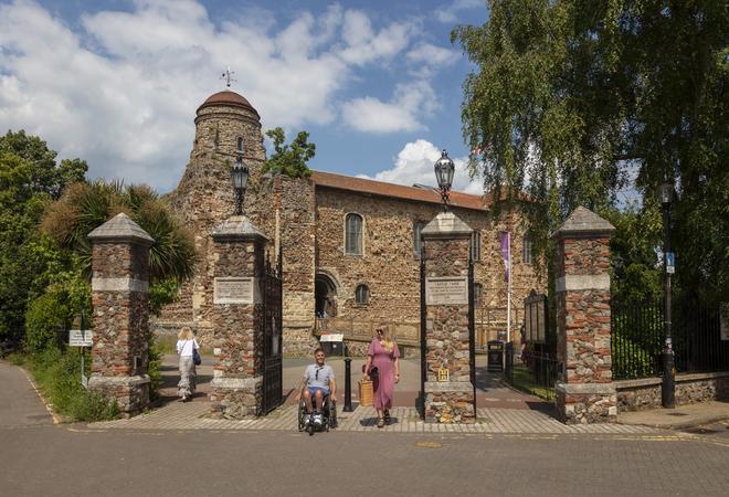 "Colchester Castle entrance"