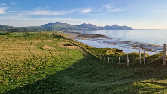 Dinas Dinlle - National Trust
