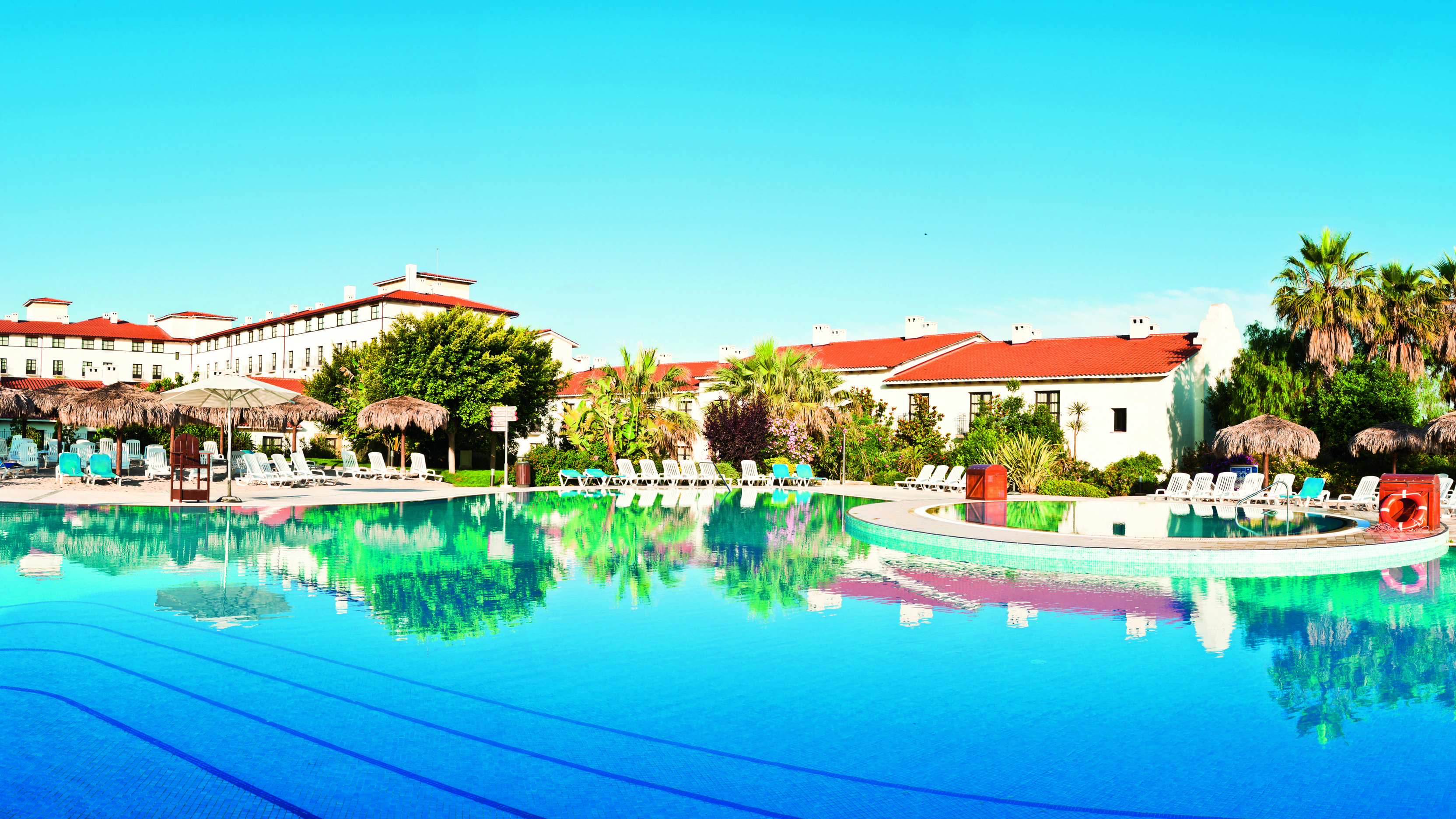 El Paso and PortAventura Theme Park