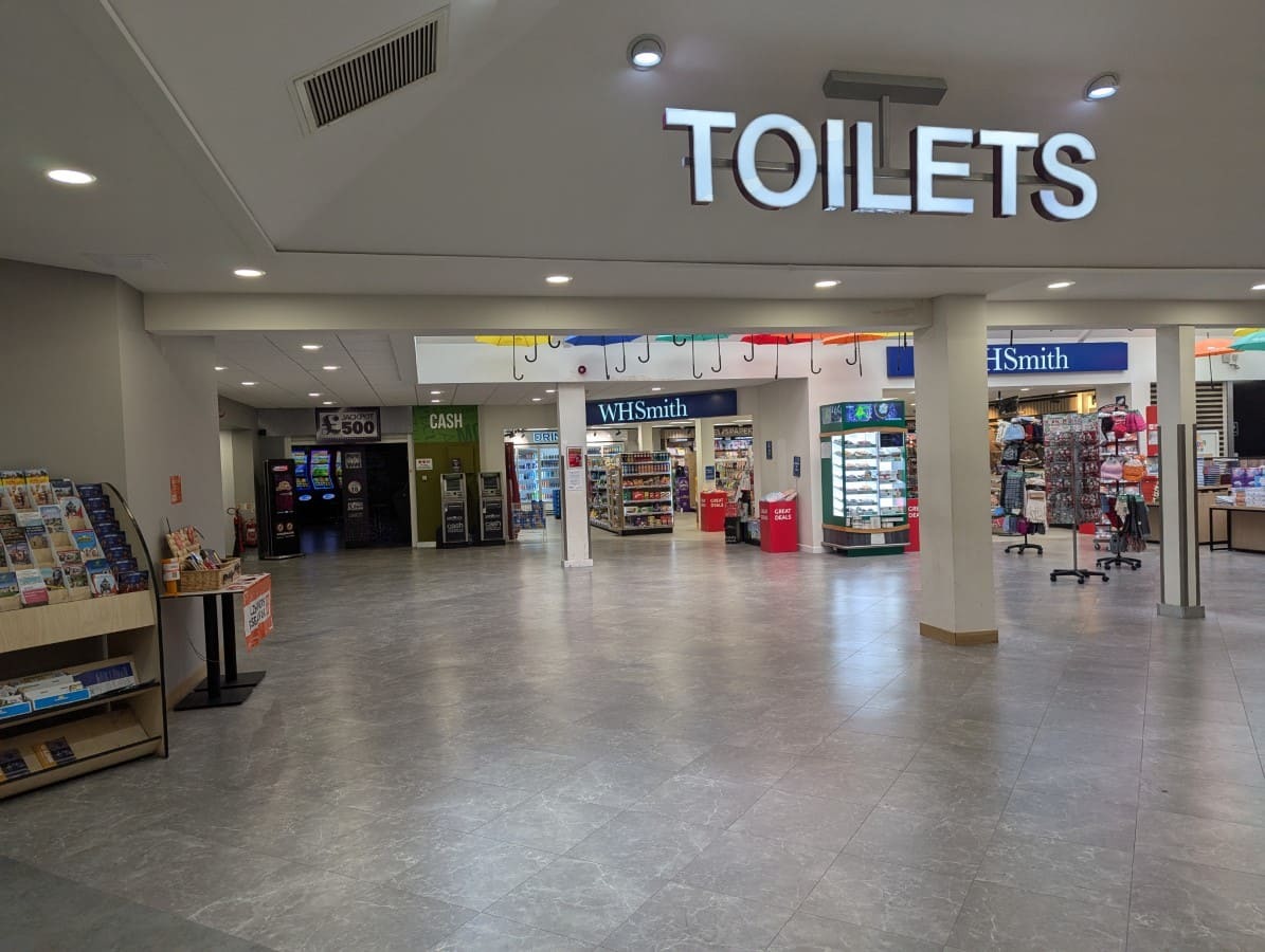 A picture showing the interior of the M5 - Sedgemoor Services - Southbound - Roadchef