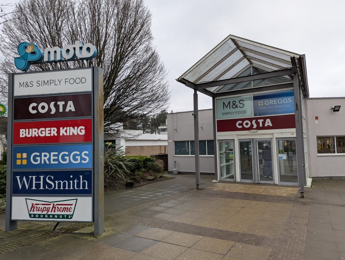 M1 - Trowell Services - Southbound - Moto