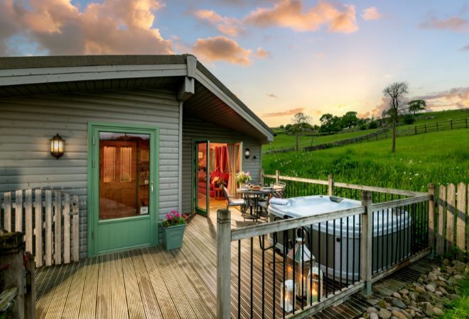 accommodation lodge at Hoe Grange