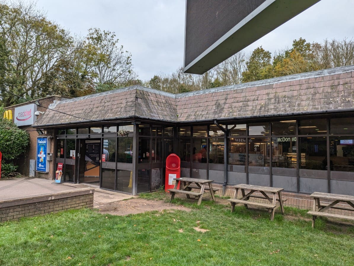 M27 - Rownhams Services - Northbound - Roadchef