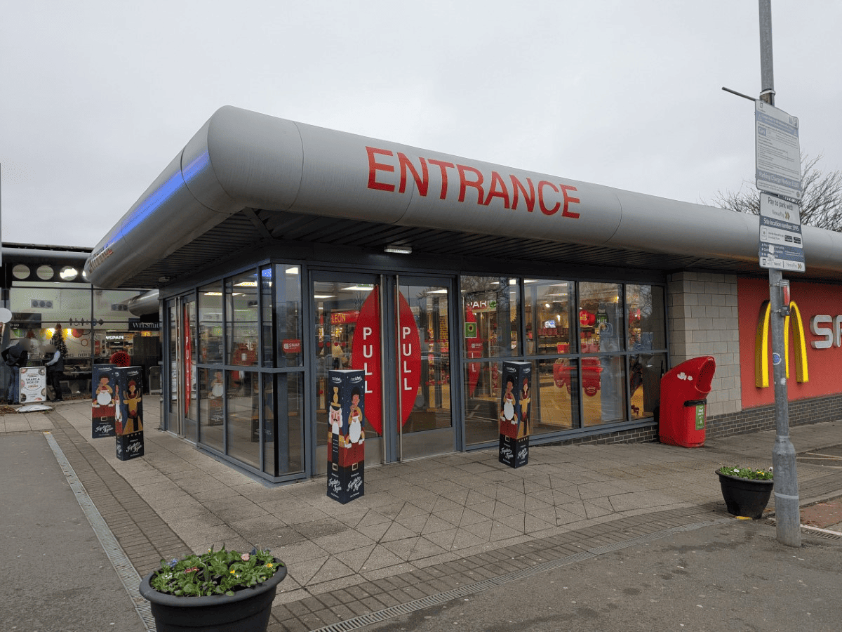 M1 - Northampton Services - Northbound - Roadchef