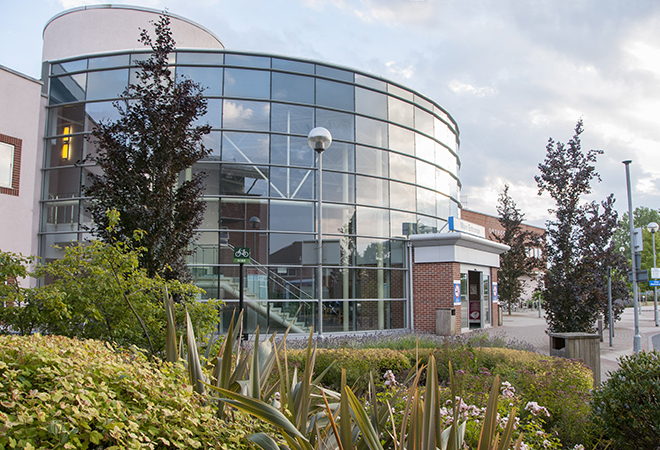 "Nuffield Orthopaedic Centre"